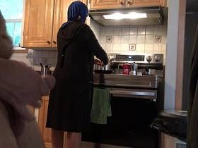 我操!!! 差点被巴基斯坦继母发现我亮出大鸡巴 japan bodybuilder gay porn