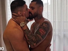 肌肉棒子的巨屌 gay porn hot fuck cum