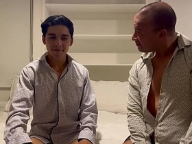 这小年轻从没尝过残疾大哥的巨屌 indonesian gay porn twitter