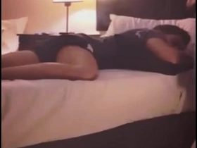 派对喝了几杯后 我直男好友想着他女友干了我 hot gay prison porn