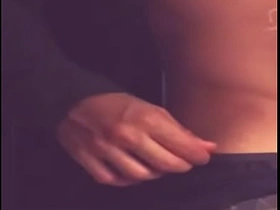 趁室友派对喝醉回来第一次摸他鸡巴 sex porn gay japan