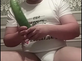 一个道德解放的基佬把他被爆菊的大屁股视频泄露到网上！ hot asian gay porn video