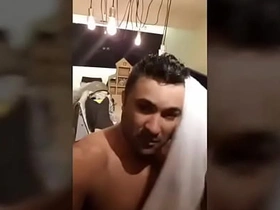 男人洗澡 japan gay bukkake porn