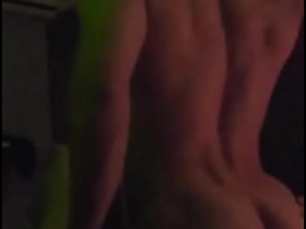 我主动男友第一次让我舔他屁眼 hot gay tube porn