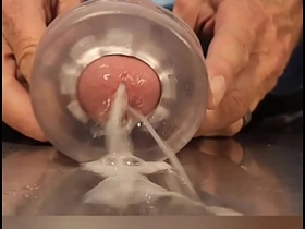 大弯屌白男vs透明玩具合辑——精液狂喷 singapore porn gay