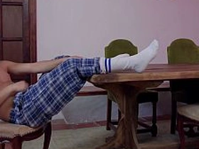 玻璃杯接尿一饮而尽，恋足癖调教，嫩菊快活 porn gay japan twink