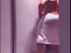 在淋浴间撞见醉酒好友帮他发泄郁闷 china gay porn twitter