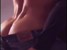 看我上司在酒吧喝几杯后回家前怎么操我——他老婆还在家 japan gay porn cute