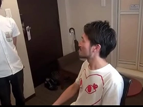 亚裔 well-pleased 被假阳具插屁眼后挨操 gay korean onlyfans porn