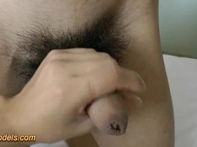 英俊瘦削男孩被绑手淫 hot muscled gay porn