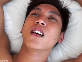 变态男孩Vahn和Rave无套狂干 sex gay porn hot