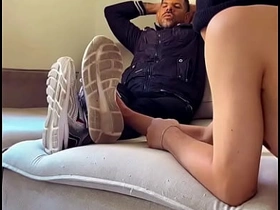 蒙面大屌被动男来我家干活结果屁眼挨了顿操 hot gay porn indonesia