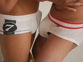 浴室激情性爱 taiwan gay porn video