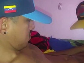 和委内瑞拉黑皮小伙啪啪 hot filipino gay porn