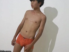 两个直男试镜 korean suit gay porn