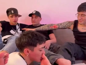 巴西佬与阿根廷人的淫乱趴 - FREE hot asian bottom gay porn