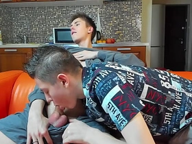 18岁嫩男黏稠精液喷射快感 thailand gay porn star