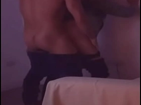 警校室友隔离三个月后爬上我的床操我 chinese hot gay porn