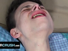 瘦弱少年奥斯汀·桑德斯被继兄无套内射 - BrotherCrush japan gay tube porn