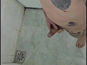 我在浴室尿尿 hot gay porn compilation