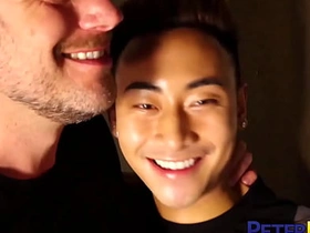 PETERFEVER亚裔Jeremy Vuitton被Hans Berlin无套内射 gay chinese daddy porn