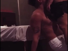 足球队友给我口交 比赛胜利后我把他变成受 hiroto gay japan porn