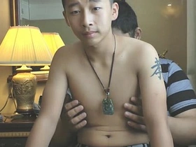 大鸡巴男孩打飞机 hot fuck gay porn