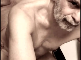 墨西哥卡车司机无套干我并在屁眼里射精 - 免费版 japan gay porn train