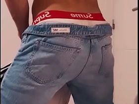 披萨送货员在我公寓门口操我 我给了他额外小费 hot asian hunk gay porn