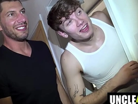 干完我们赶紧滚 Jordan Starr, Caden Dior, Blake Rivers, Lance Woods teen indonesian gay porn