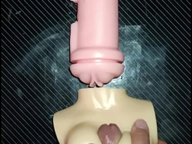 三人行Kissy与Dolly：从阴道到奶子！她们把我榨干了。 gay porn chinese bodybuilder