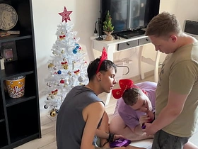 瘦猴0号狂操我屁眼 男友同时颜射我 gay hot rimming porn