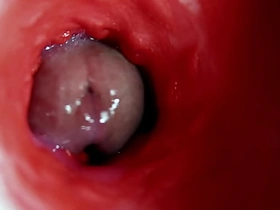 一根漂亮的大鸡巴在湿滑的小穴里汹涌抽插，啪啪作响！ hot sensual gay porn