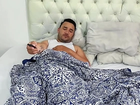 继父晨勃错把继子当老婆 猛操屁眼射满精液 hot hindi gay porn