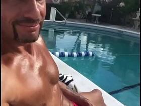 池畔躺平任操 japan gay porn sex