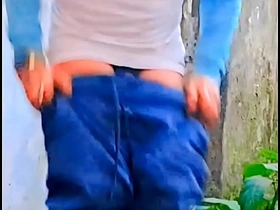 可爱伪娘户外玩乐和撒尿合集 japan gay porn company