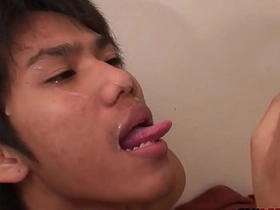 亚洲嫩男无套双人吹箫后撒尿 korean teen gay sex porn