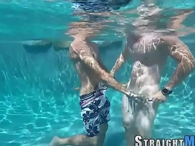 直男亚裔骑鸡巴 malaysia gay porn video