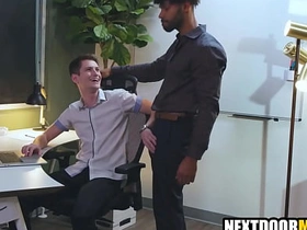 办公室的第一天 free japan gay porn