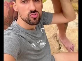 户外互嗦大屌的性感老爹们 korean and white gay porn