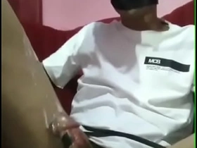 亚洲男孩吞下大精量 gay porn korean men