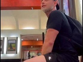 商场厕所被大雕少年内射 精液灌满嘴 hot cruising gay porn