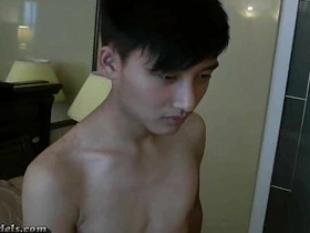 亚裔少年射精后淋浴 chinese gay porn hotel