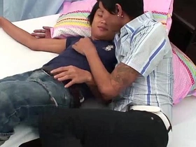 亚裔高尔夫与Poi撒尿无套 asian gay massage porn videos