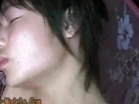 被绑亚洲男孩们接受打飞机 chinese gay porn straight