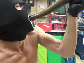 Extremeslut66 喉咙插30厘米，屁眼塞40厘米带神奇玫瑰蕾丝假阳具 korean gay porn story