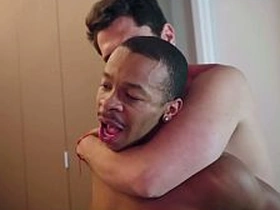 埃里克·霍尔的巨屌无套狂操法老吞精者 hot black gay porn stars