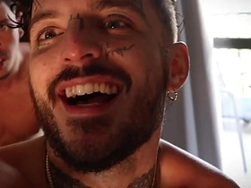 摄影师和BLEWVY疯狂激烈性交 两个变态啥都玩直到射爆！完整版32分钟在RED japan gay free porn