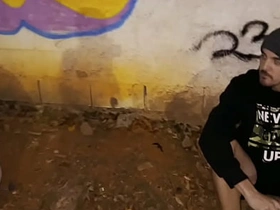 已婚猛男在海滩抽了大麻硬得不行 最后抓了个流浪汉狠狠操屁眼射满精液 identically hot gay porn