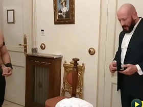 Favio Vador被肌肉猛男Darek Kraft舔肛 gay myanmar porn